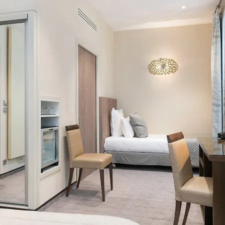 Hotel Le Cardinal 4*